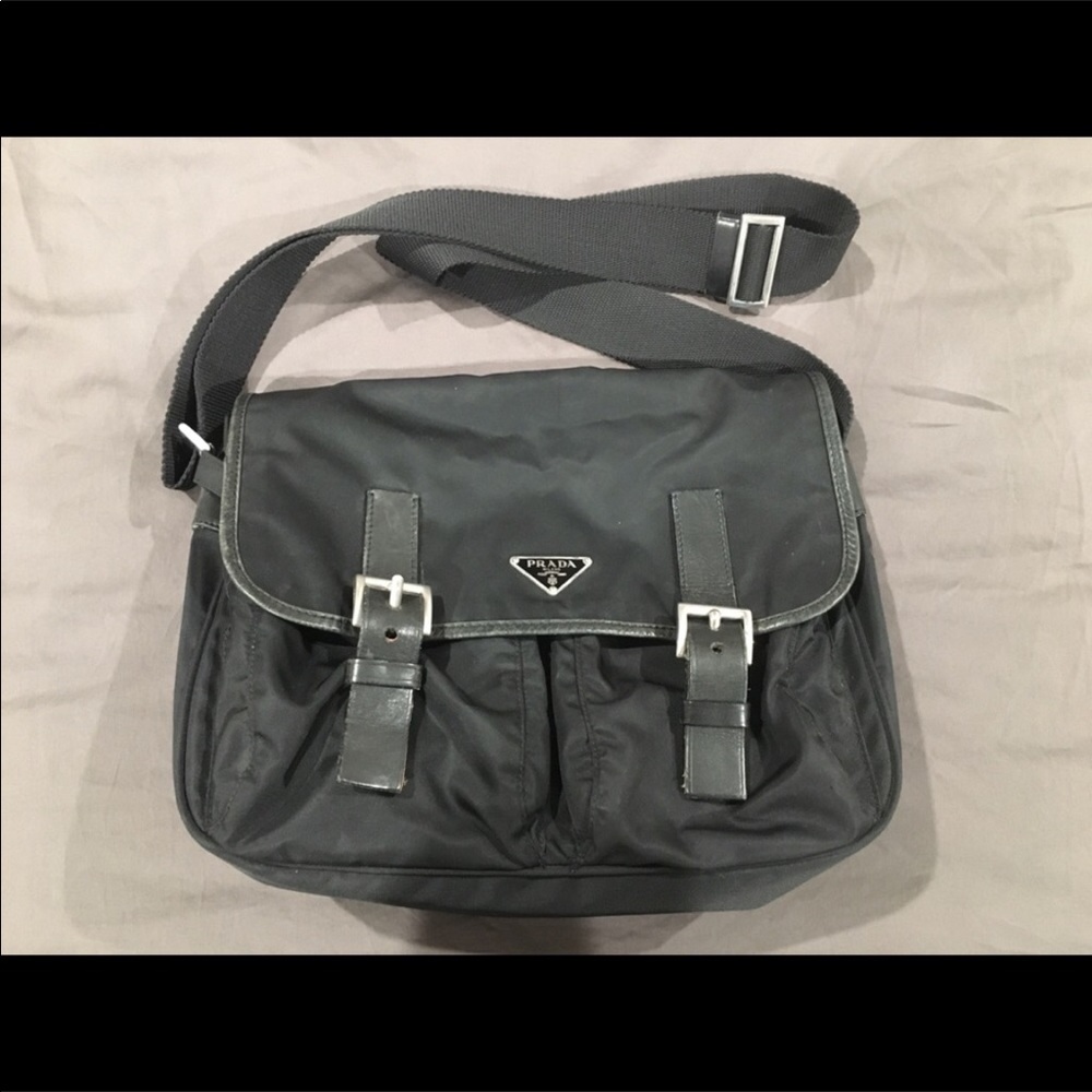 ⭐️Prada Crossbody Nylon Bag